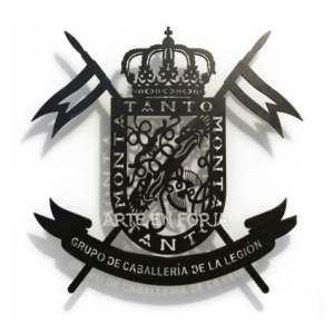 Figura de pared en forja con el escudo del Grupo de Caballería de la Legión, fabricada en hierro por Arte en Forja.
